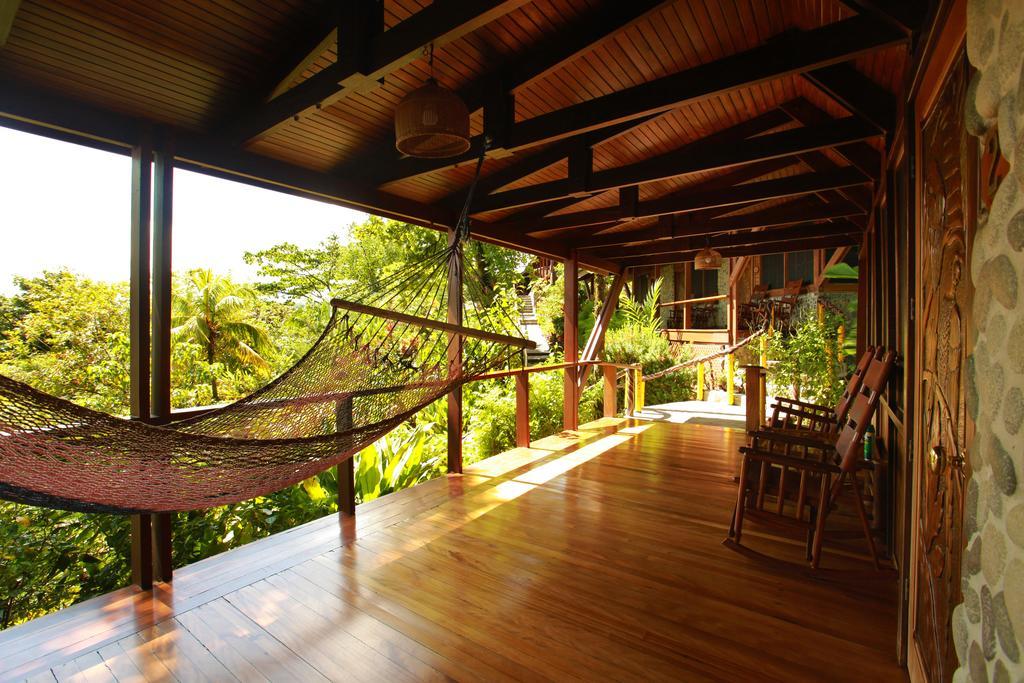 Aguila De Osa Rainforest Lodge Drakes Bay Exterior foto