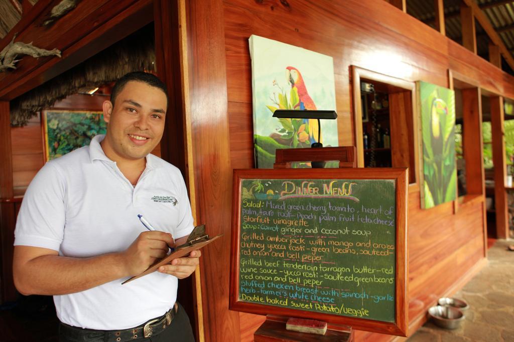 Aguila De Osa Rainforest Lodge Drakes Bay Exterior foto