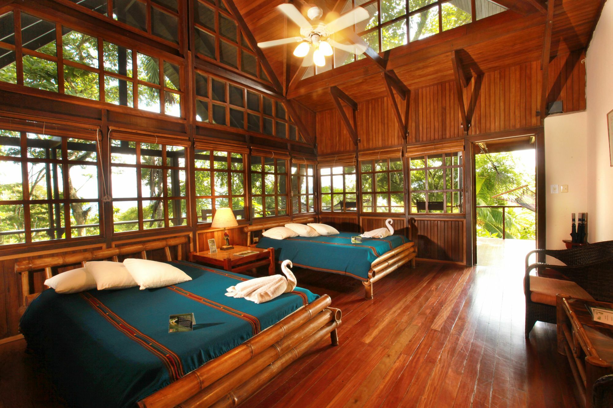 Aguila De Osa Rainforest Lodge Drakes Bay Exterior foto